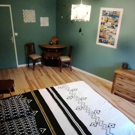 Bed and Breakfast Un Nid Pour La Nuit, D'hotes Saint-Géry