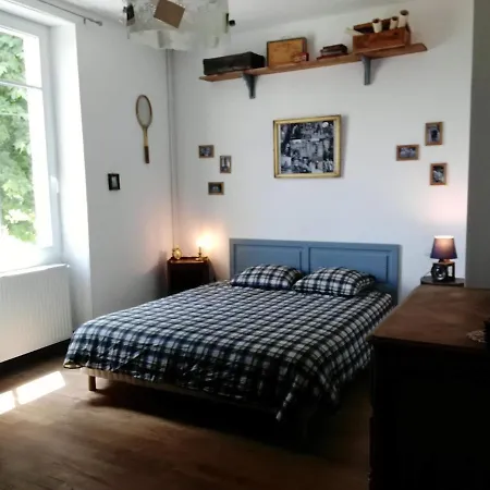Un Nid Pour La Nuit, D'hotes Отель типа 