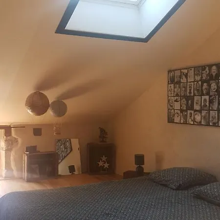 Un Nid Pour La Nuit, D'hotes Отель типа 